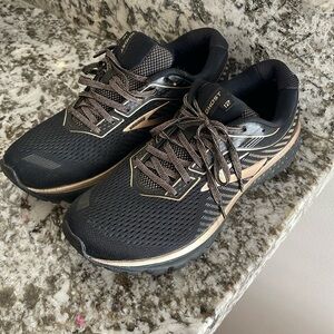 Brooks Ghost Black Shoes 9.5